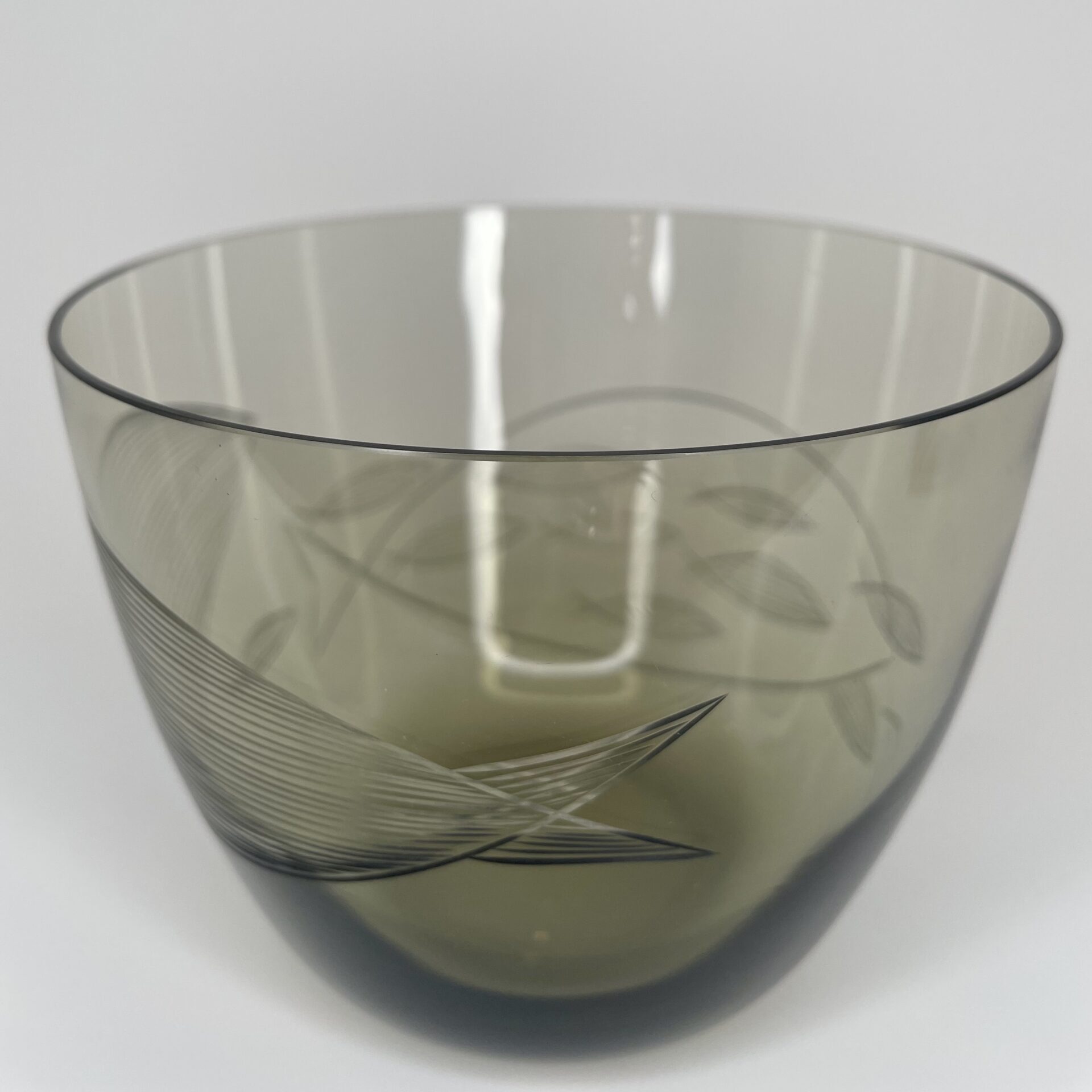 Kaj Franck | Nuutajärvi | Rista, Valaanpyynti - art glass | Signature - Image 2
