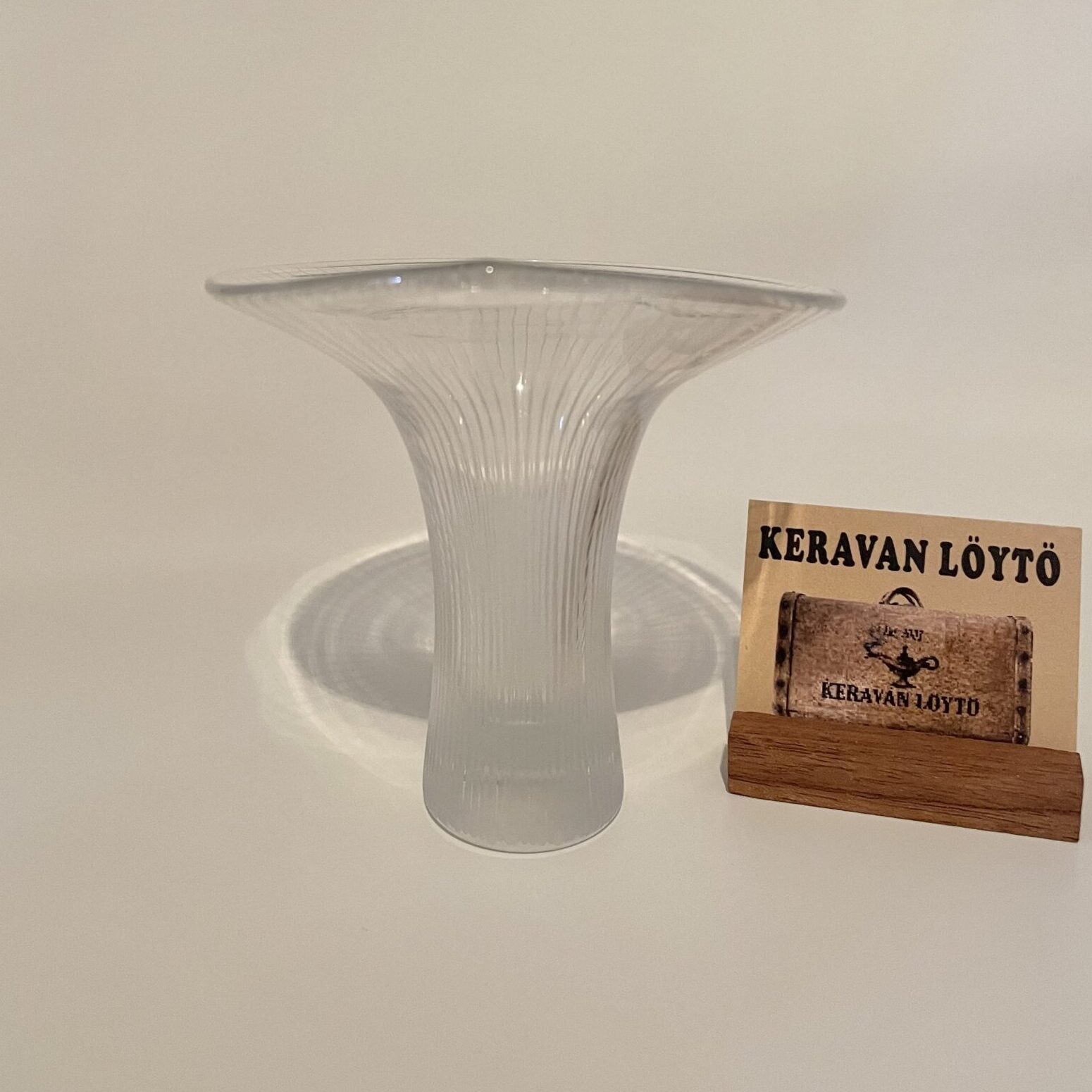 SOLD/MYYTY | Tapio Wirkkala | Iittala | Kantarelli - art glass | Signature -55 - Image 2