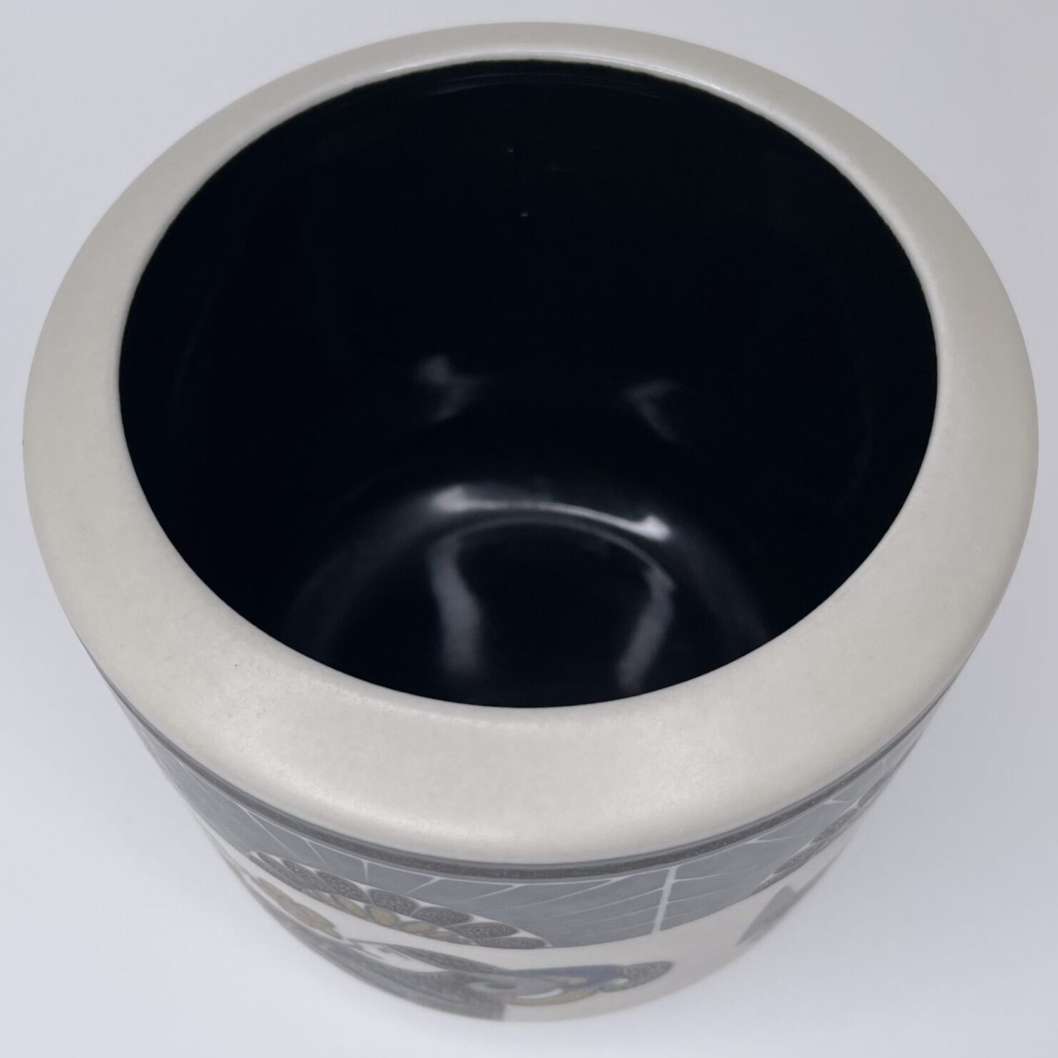 Raija Uosikkinen | Arabia | Pot | Signature - Image 2