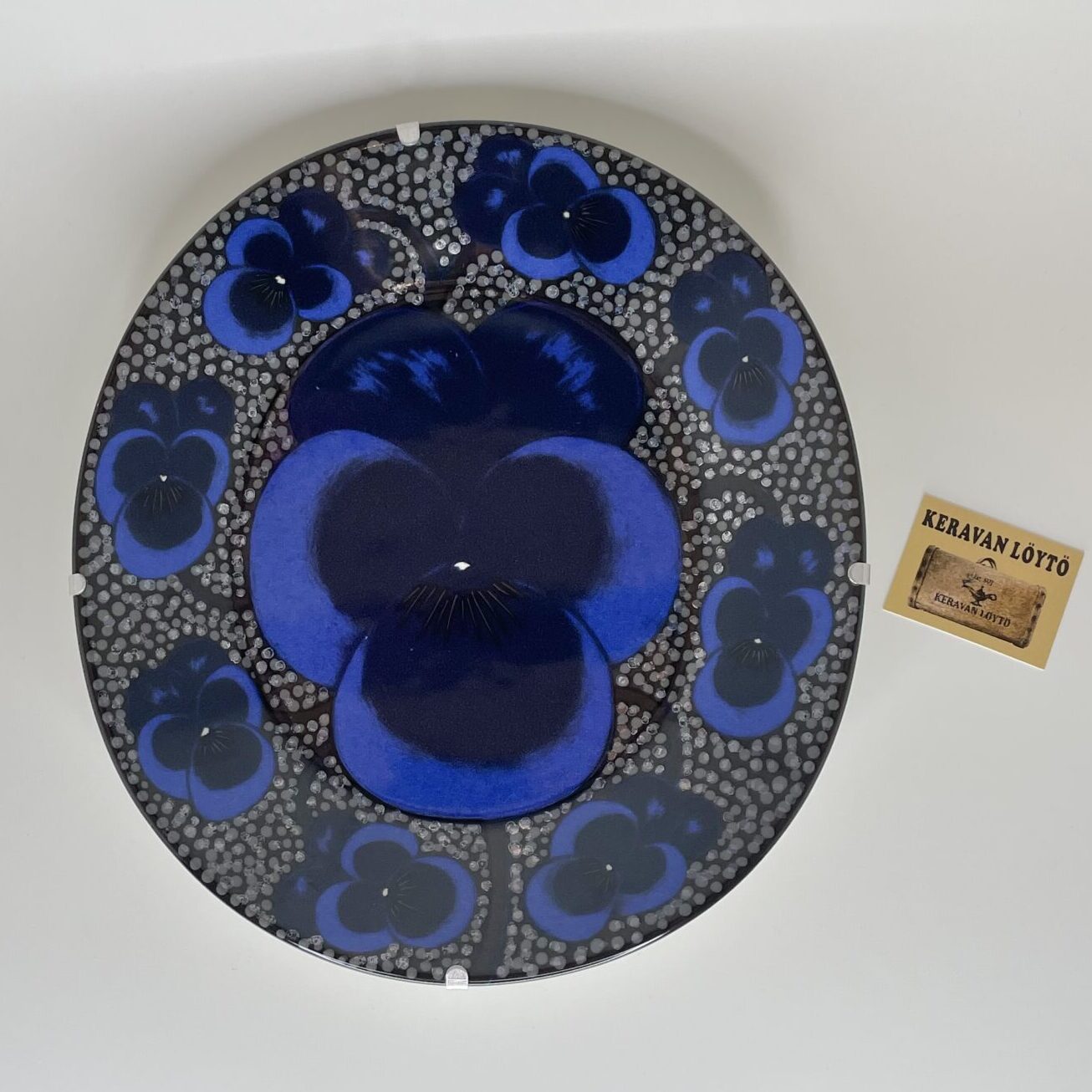 Birger Kaipiainen | Arabia Pro Arte | Elegance/4 | Signature | Numbered 389