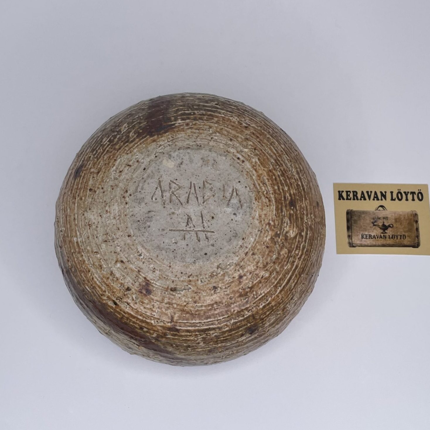 Annikki Hovisaari | Arabia | Art ceramics | Signature - Image 4