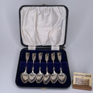 Silver 813H spoons in a box | Suojeluskunta