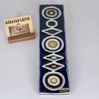 Annikki Hovisaari | Arabia | Art ceramics | Signature