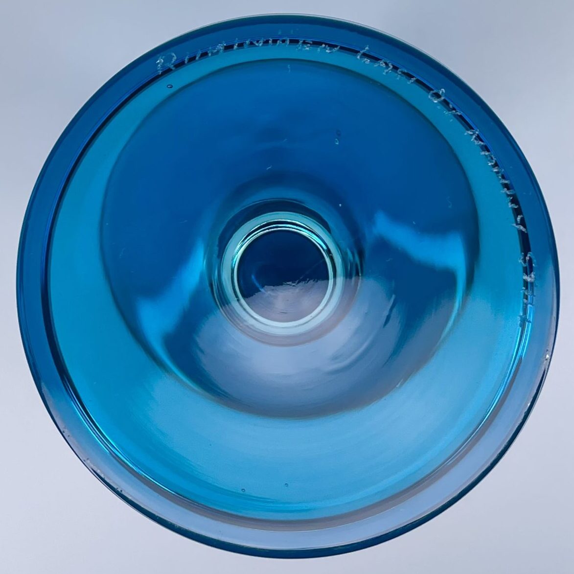 Nanny Still | Riihimäen Lasi | Harlekiini - pair of candlesticks | Signature - Image 6