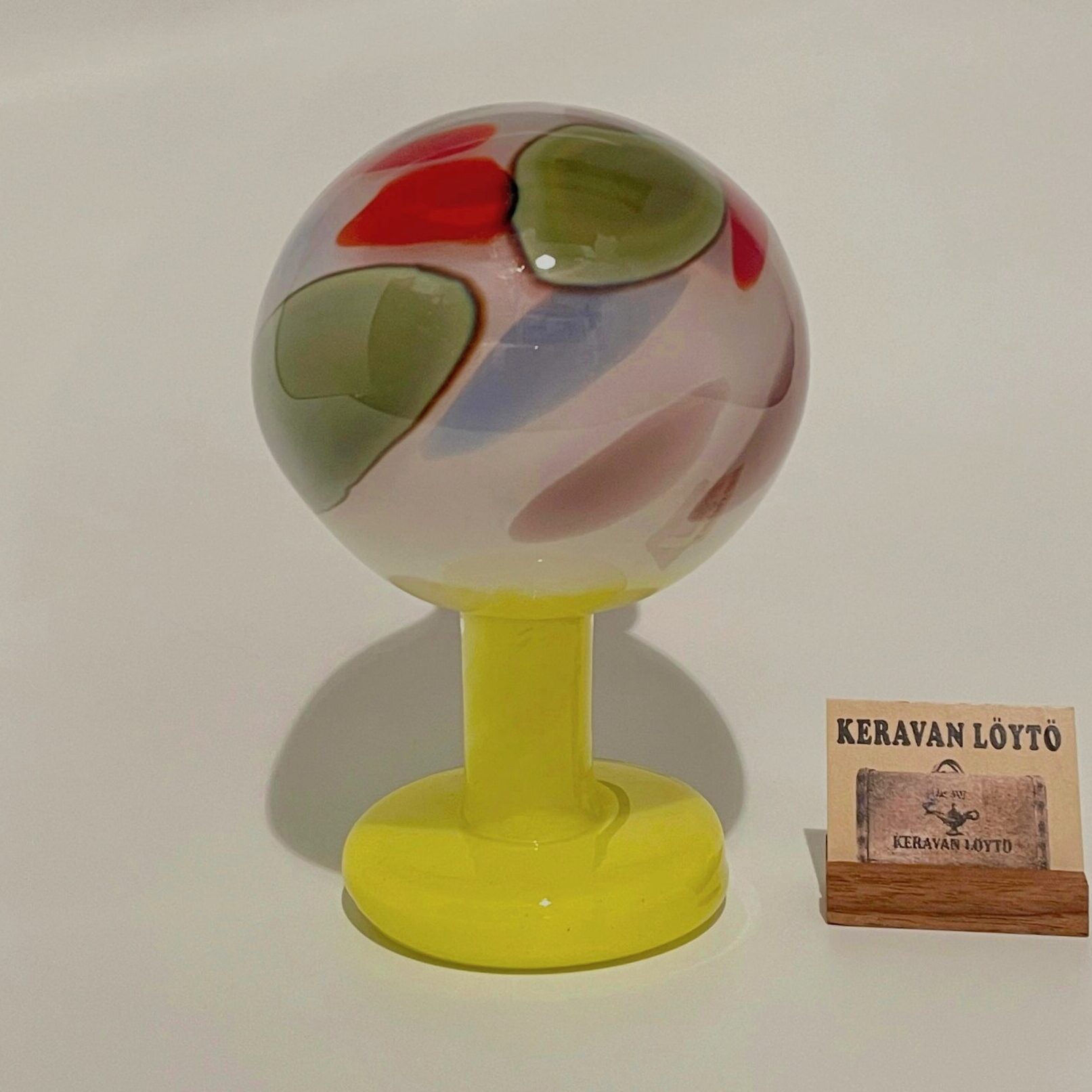 Oiva Toikka | Nuutajärvi | Jalokiwi - glass bird | Signature | Numbered 161/5000 - Image 4