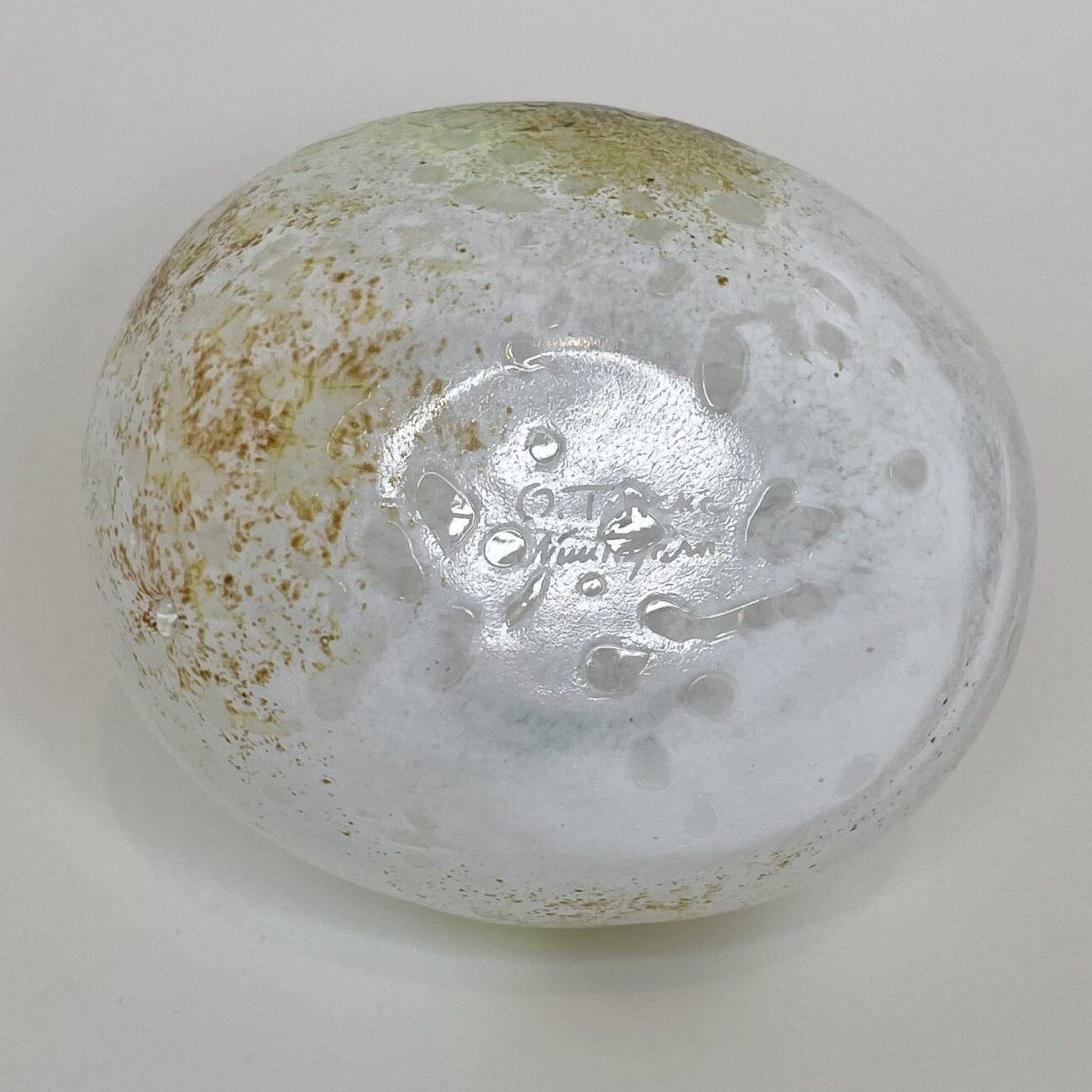 Oiva Toikka | Nuutajärvi | Tunturissa, Rospuutto - art glass | Signature - Image 4