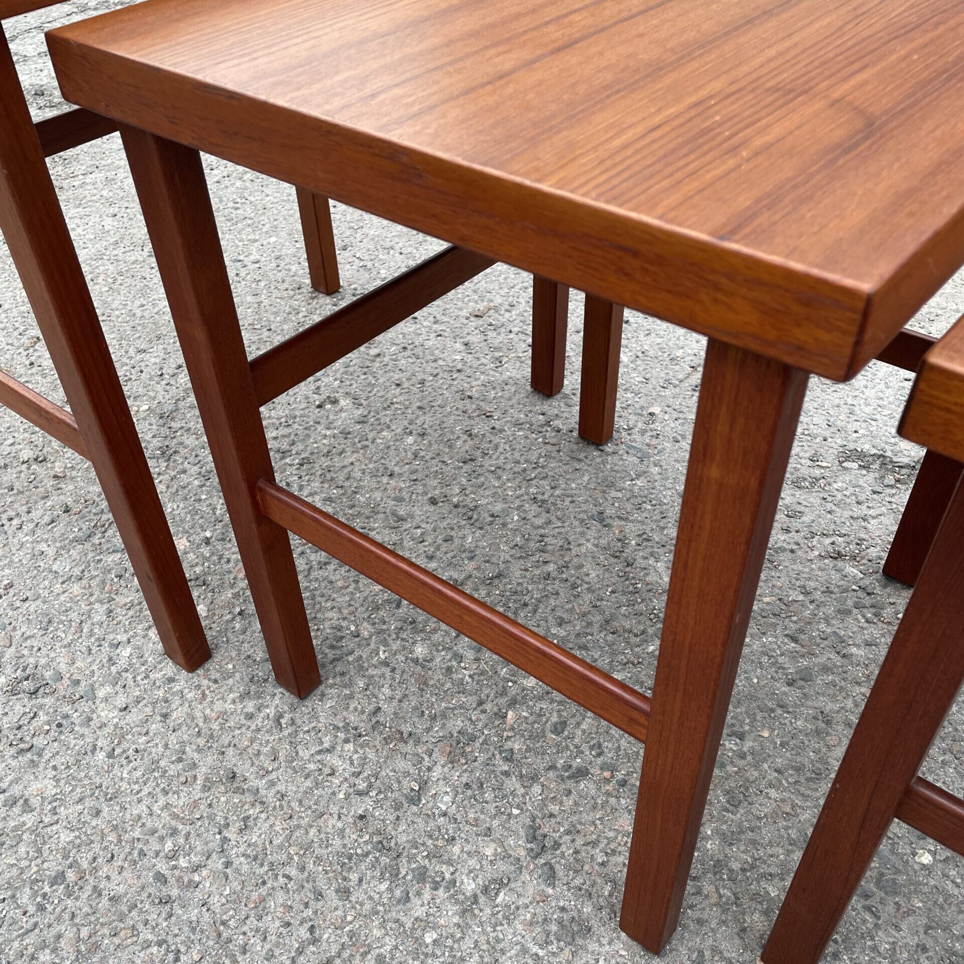 Olof Ottelin | Keravan Puuseppätehdas Oy | Triplex - set of three wooden tables - Image 13