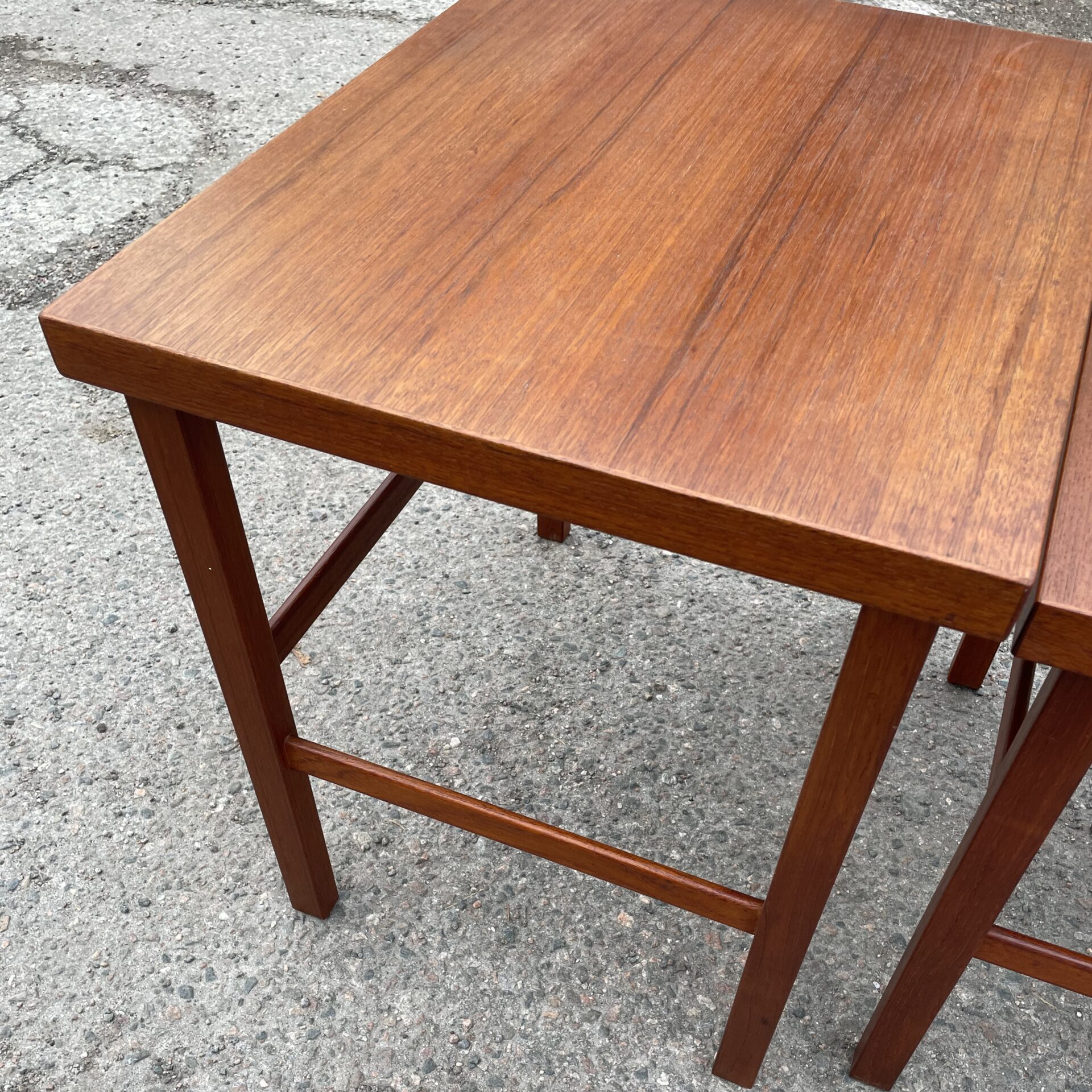 Olof Ottelin | Keravan Puuseppätehdas Oy | Triplex - set of three wooden tables - Image 12