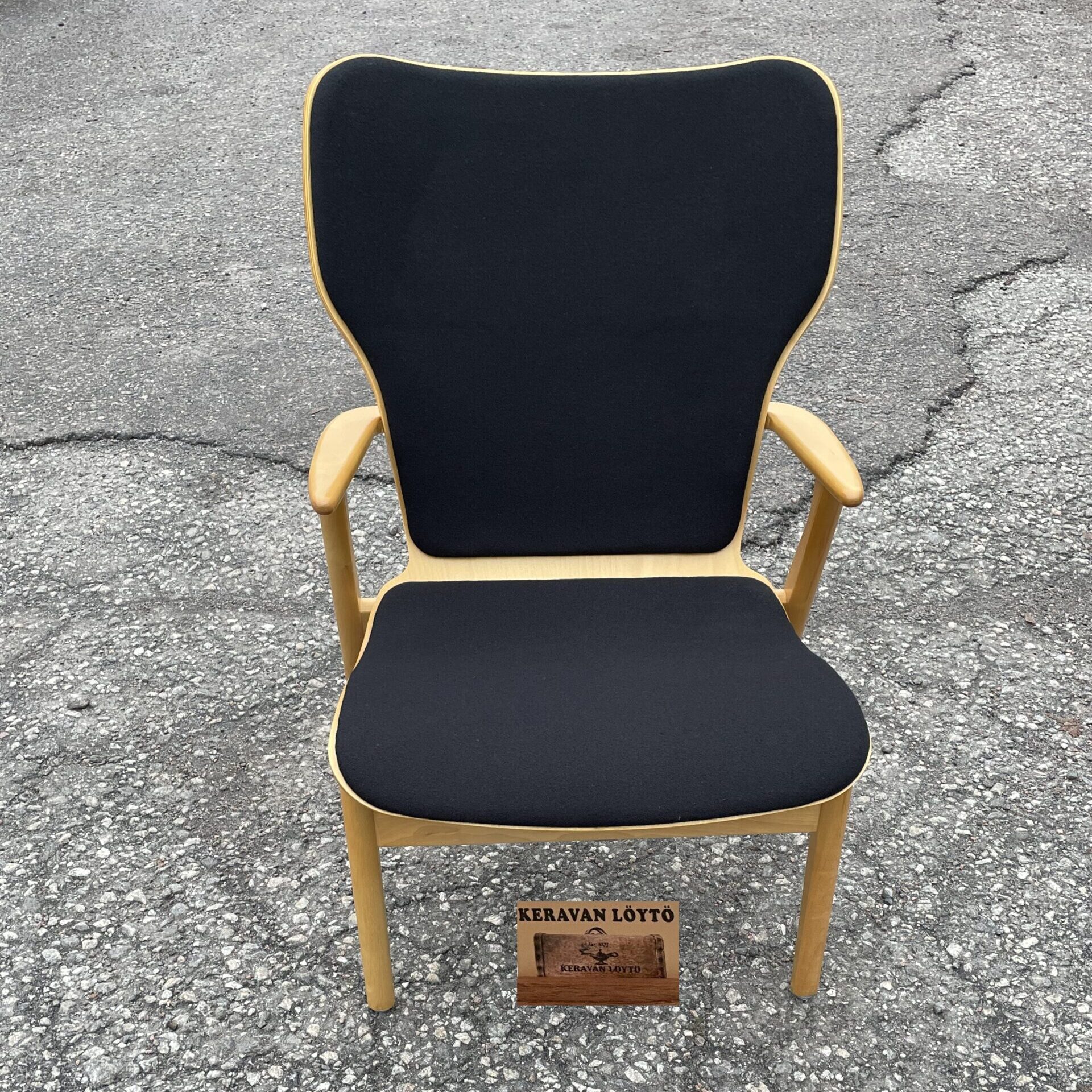 SOLD/MYYTY | Ilmari Tapiovaara | Domus – wooden armchair with fabric upholstery