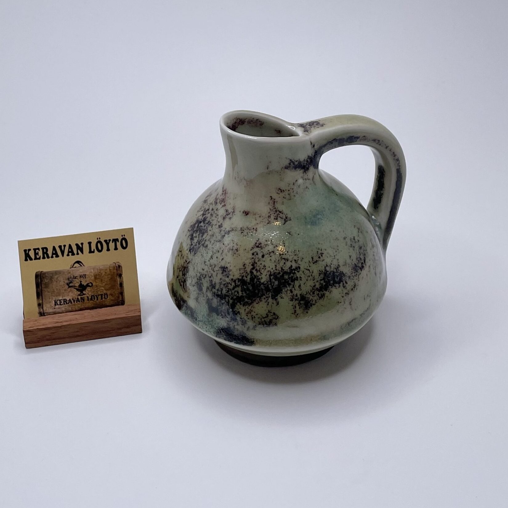 Aune Siimes | Arabia | Art ceramics pitcher | Signature -48