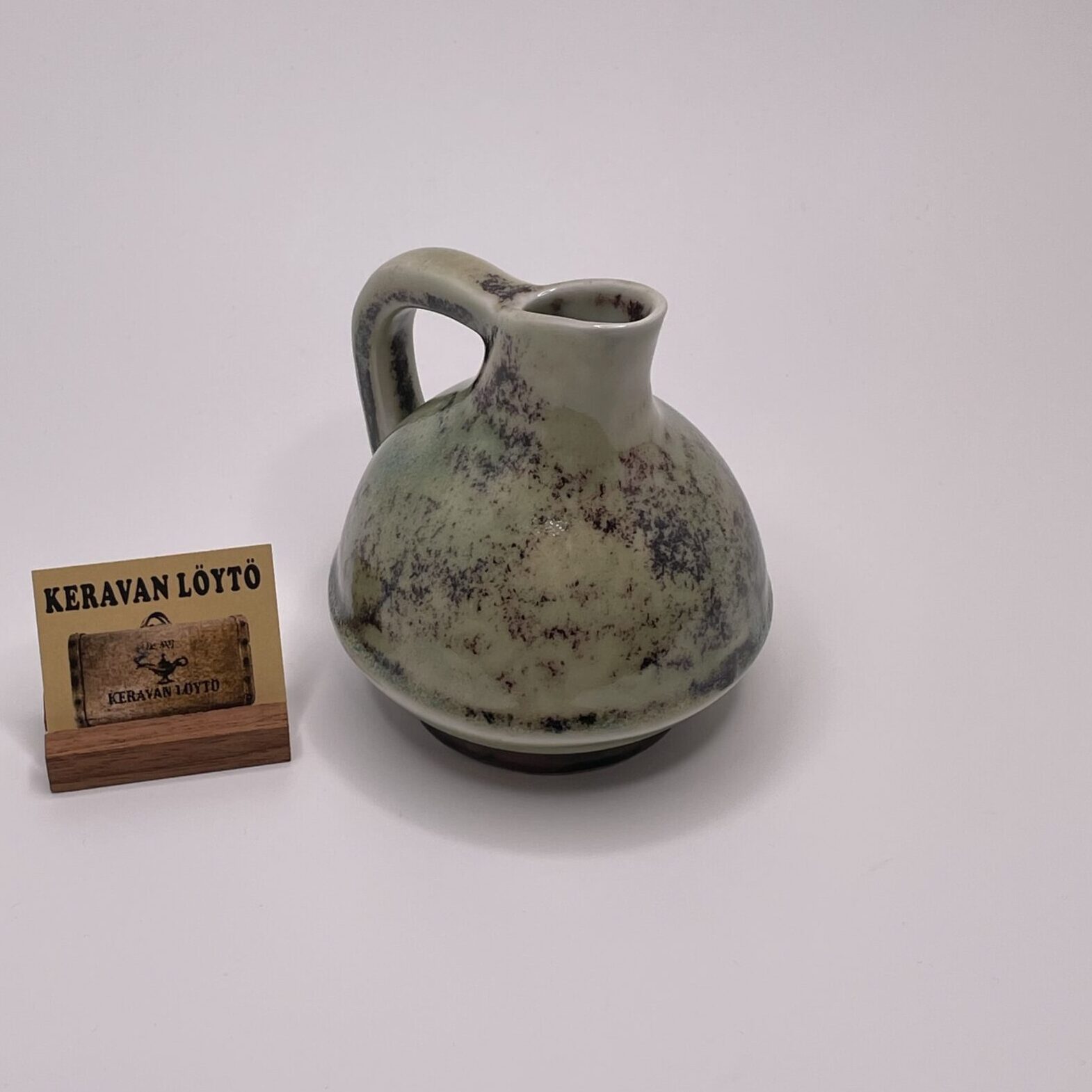 Aune Siimes | Arabia | Art ceramics pitcher | Signature -48 - Image 2