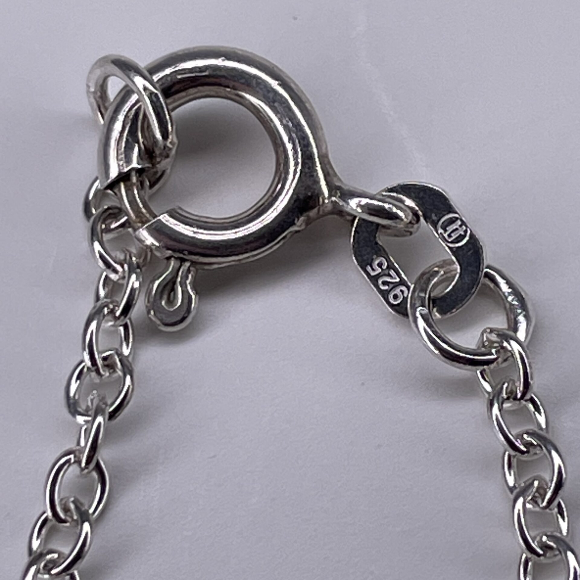 Vesa Nilsson | Kalevala Koru | Made in Helsinki Eira – silver 925 necklace, bracelet and earrings in an original box - Image 6