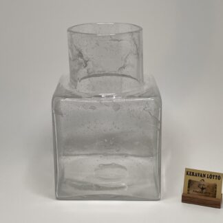 Kaj Franck | Nuutajärvi | Sargasso N 431 - art glass vase | Signature