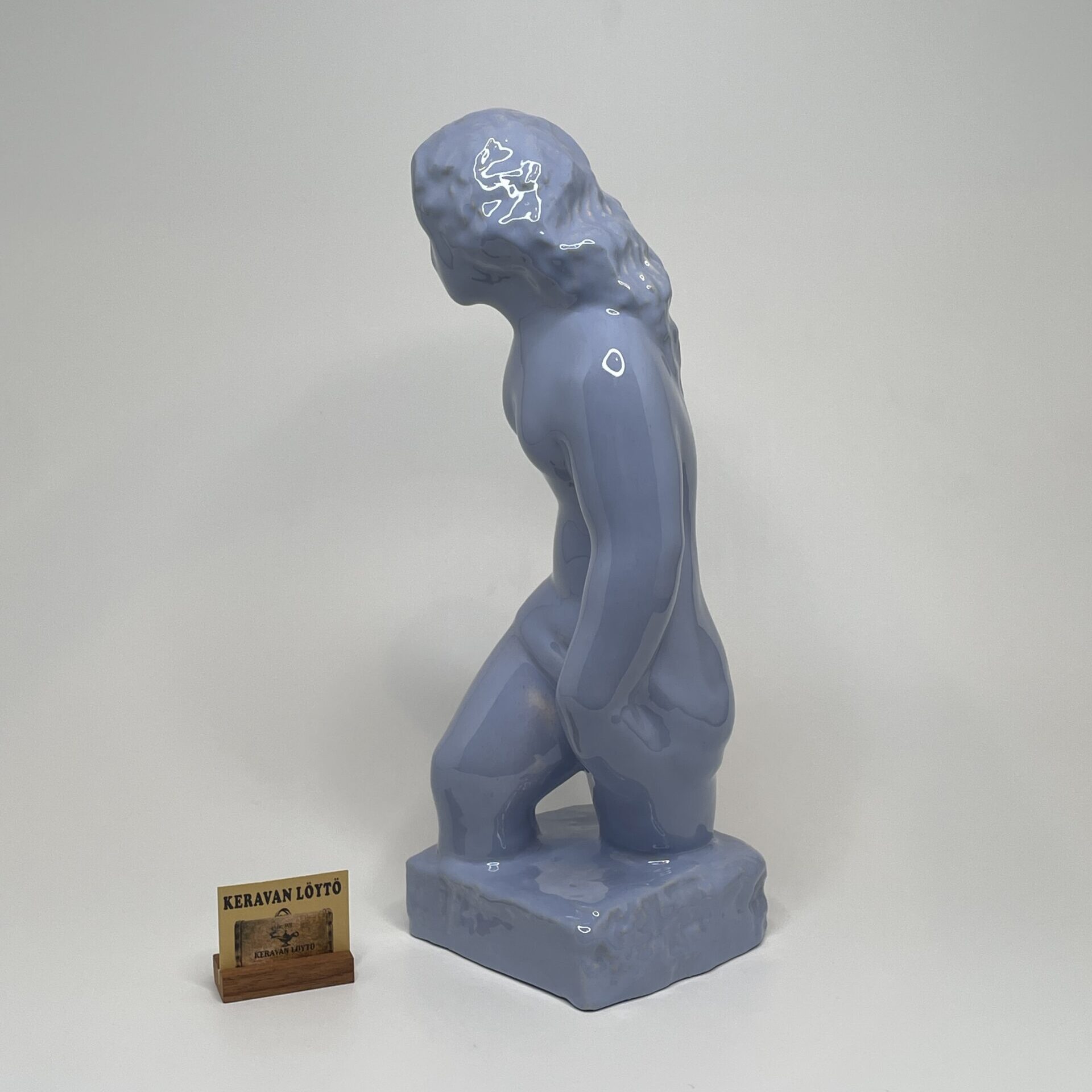 SOLD/MYYTY | Wäinö Aaltonen | Kahlaava nainen - sculpture | Signature 1925 - Image 3