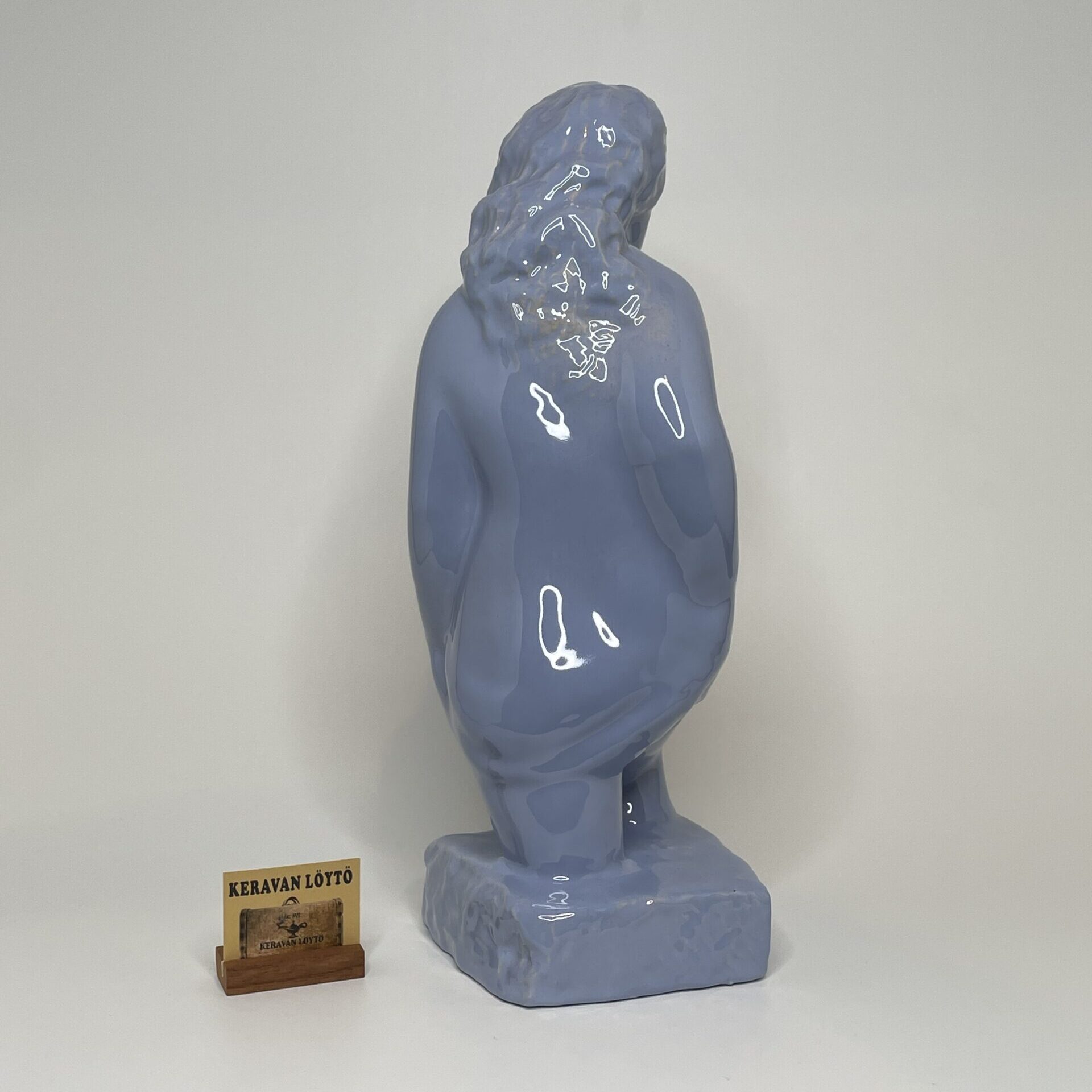 SOLD/MYYTY | Wäinö Aaltonen | Kahlaava nainen - sculpture | Signature 1925 - Image 4