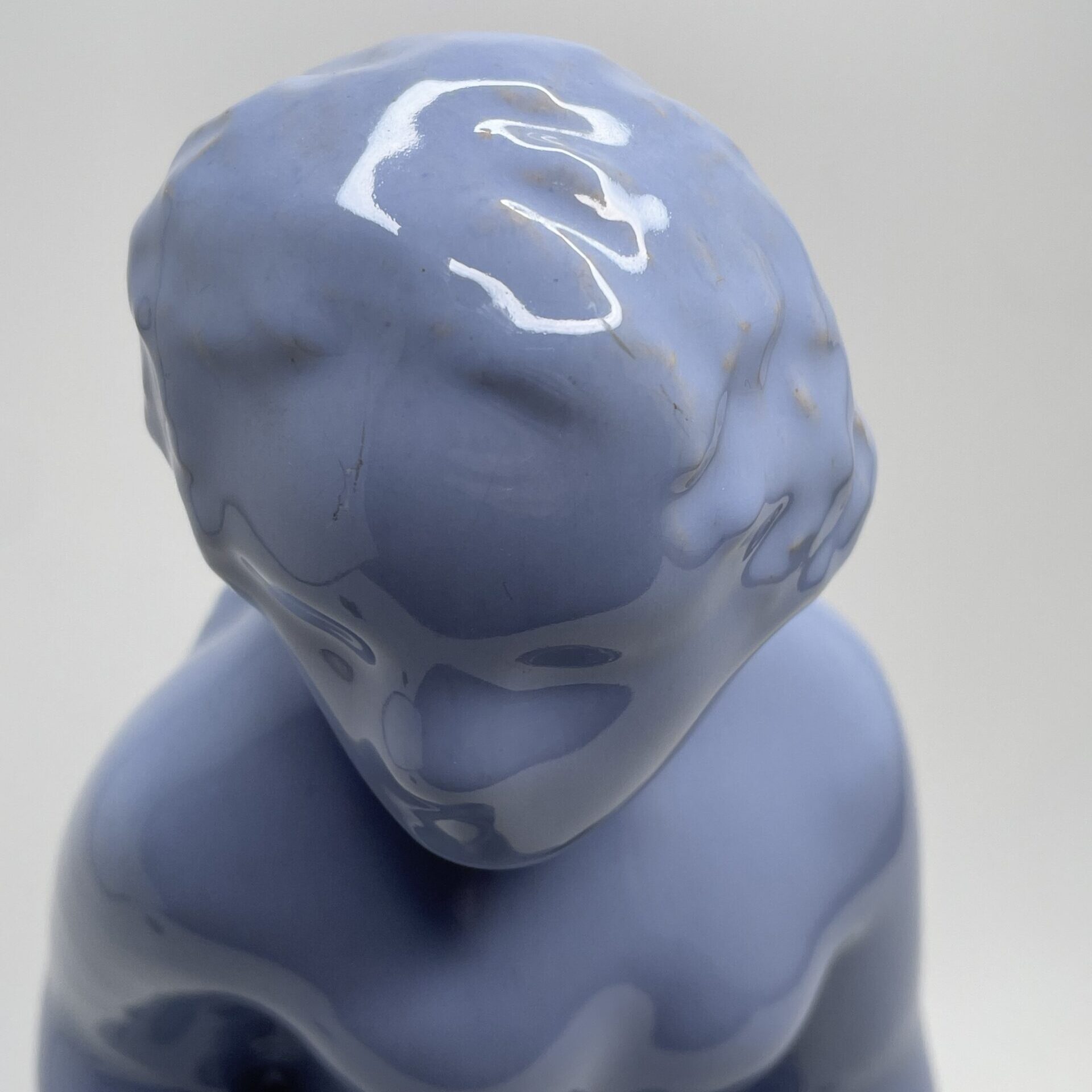 SOLD/MYYTY | Wäinö Aaltonen | Kahlaava nainen - sculpture | Signature 1925 - Image 9