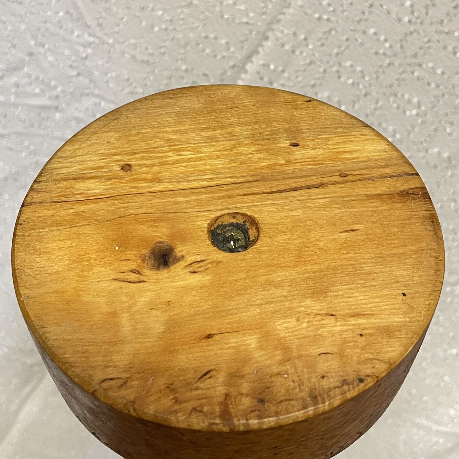 Sakari Pykälä | Wooden bird sculpture | Signature -93 - Image 9