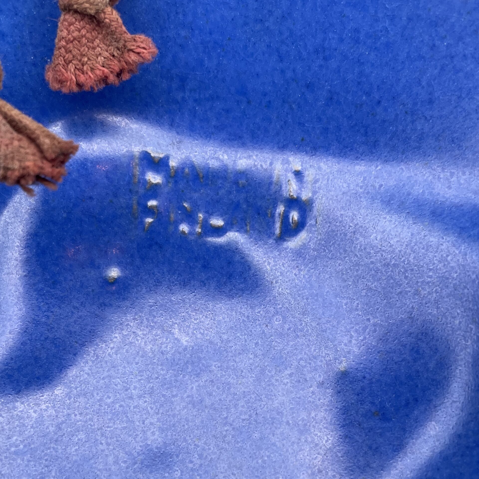 Kerttu Suvanto-Vaajakallio | Kupittaan Savi | Ceramic wall decorative mask - Image 5