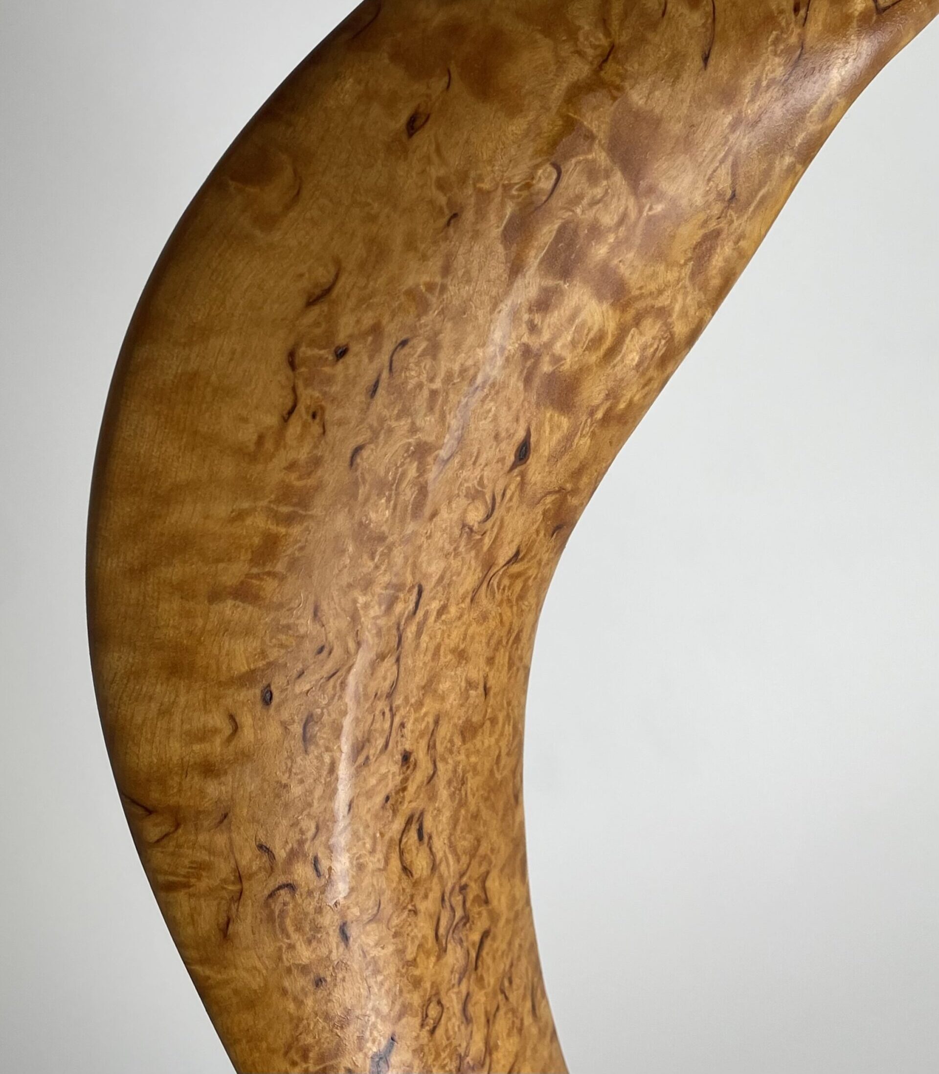 Sakari Pykälä | Wooden bird sculpture | Signature -93 - Image 11
