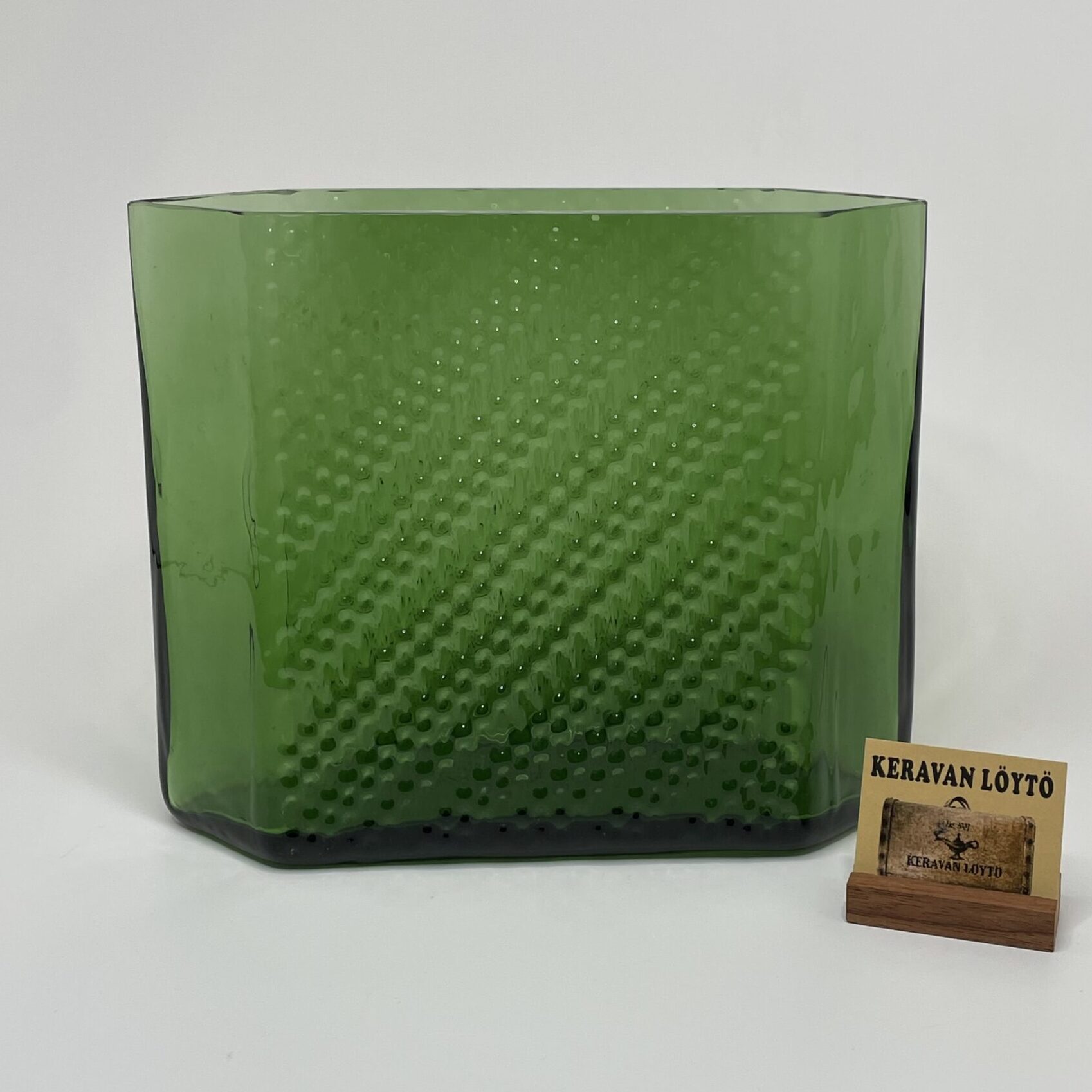 Nanny Still | Riihimäen Lasi | Flindari - art glass vase