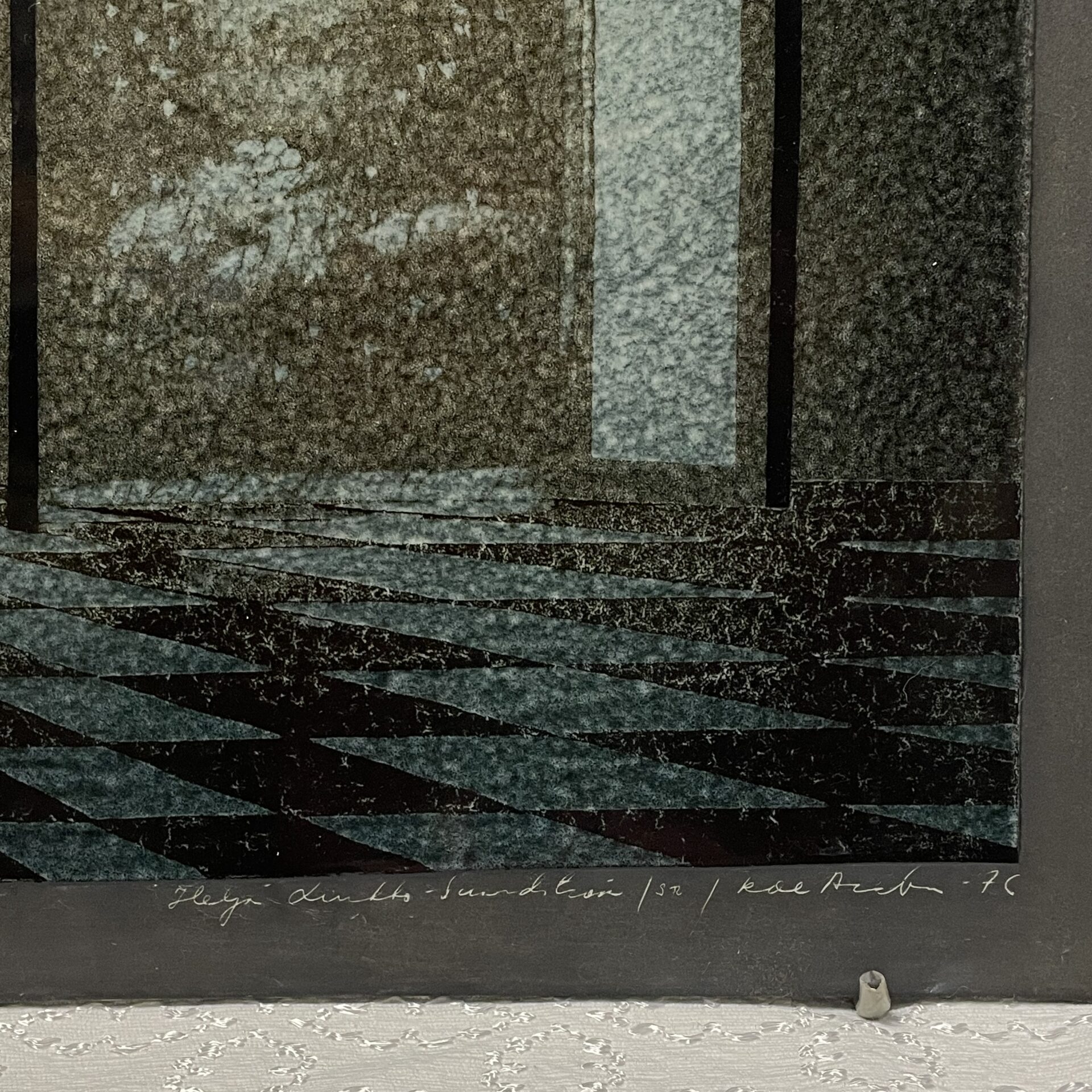 Heljä Liukko-Sundström | Arabia | Big art ceramics wall plate - prototype | Signature -76 - Image 2