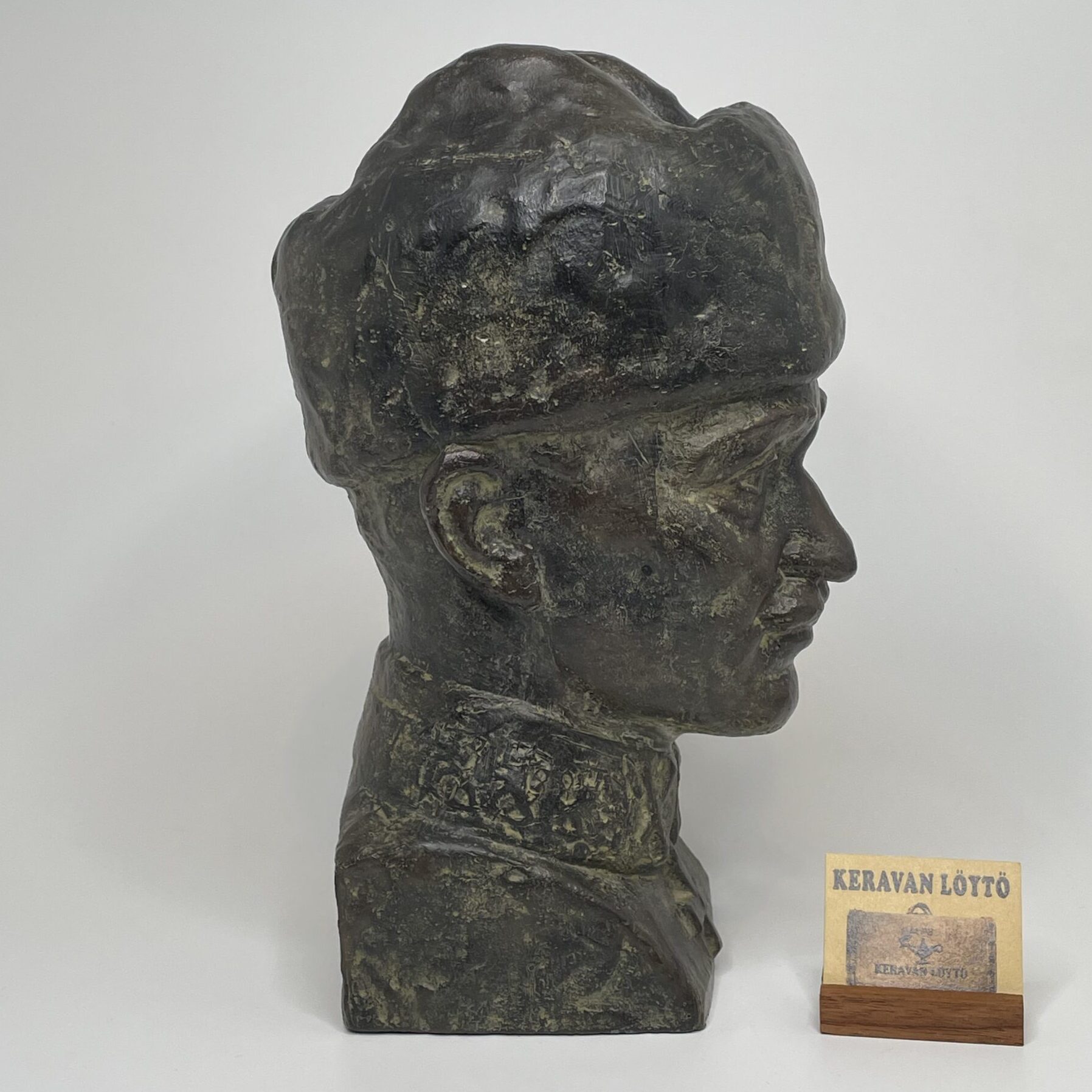 Eino Räsänen | Mannerheim - metal statue | Signature -54 - Image 3