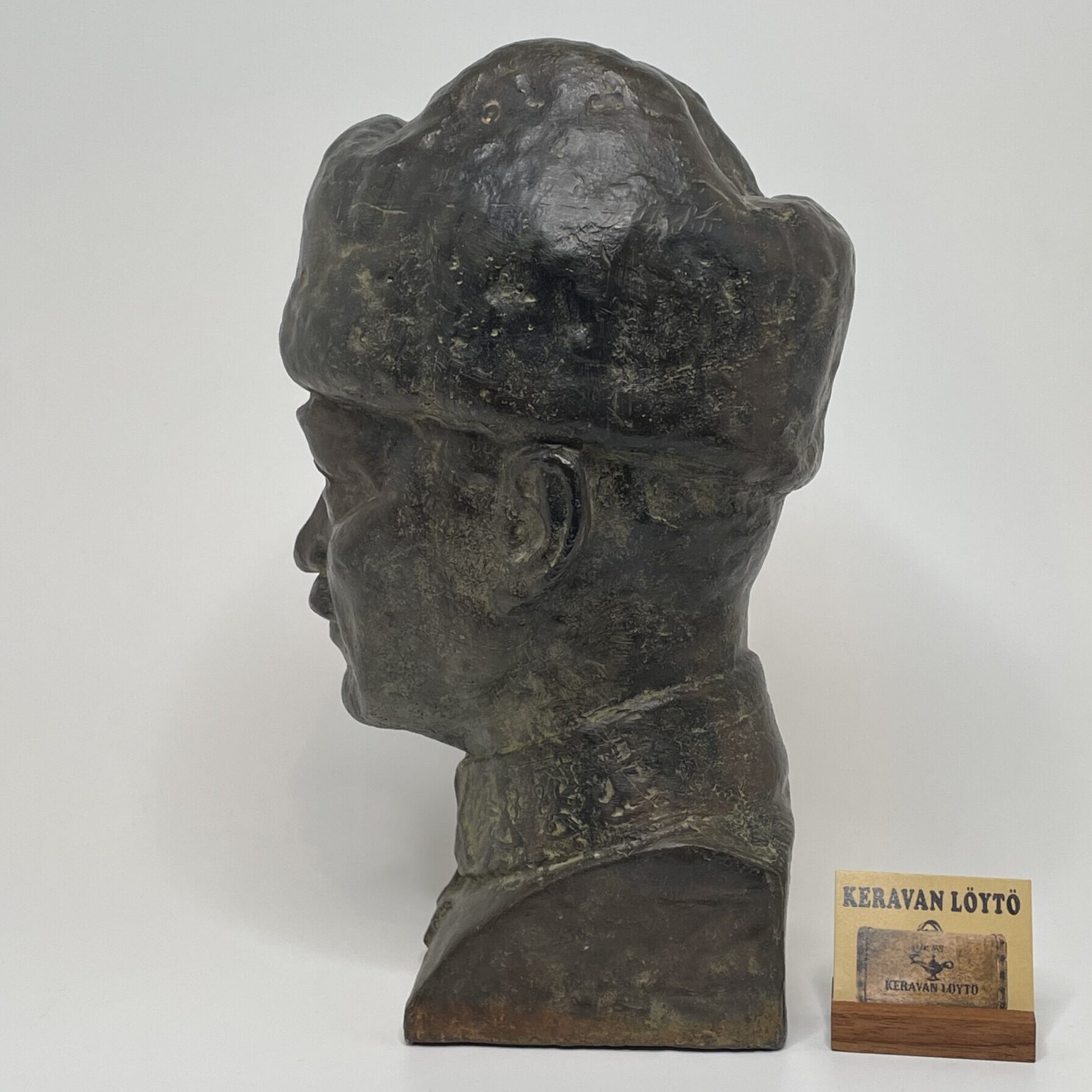 Eino Räsänen | Mannerheim - metal statue | Signature -54 - Image 5