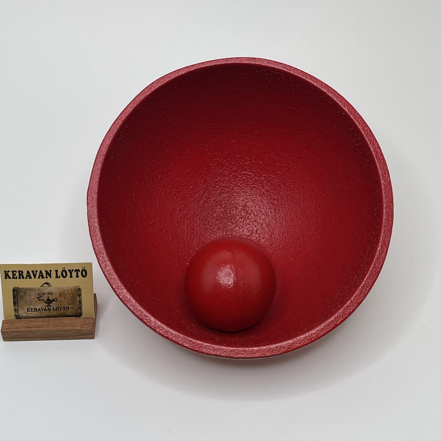 Kaija Aarikka | Aarikka | Oloneuvos - 1970s painted iron sculpture - Image 5