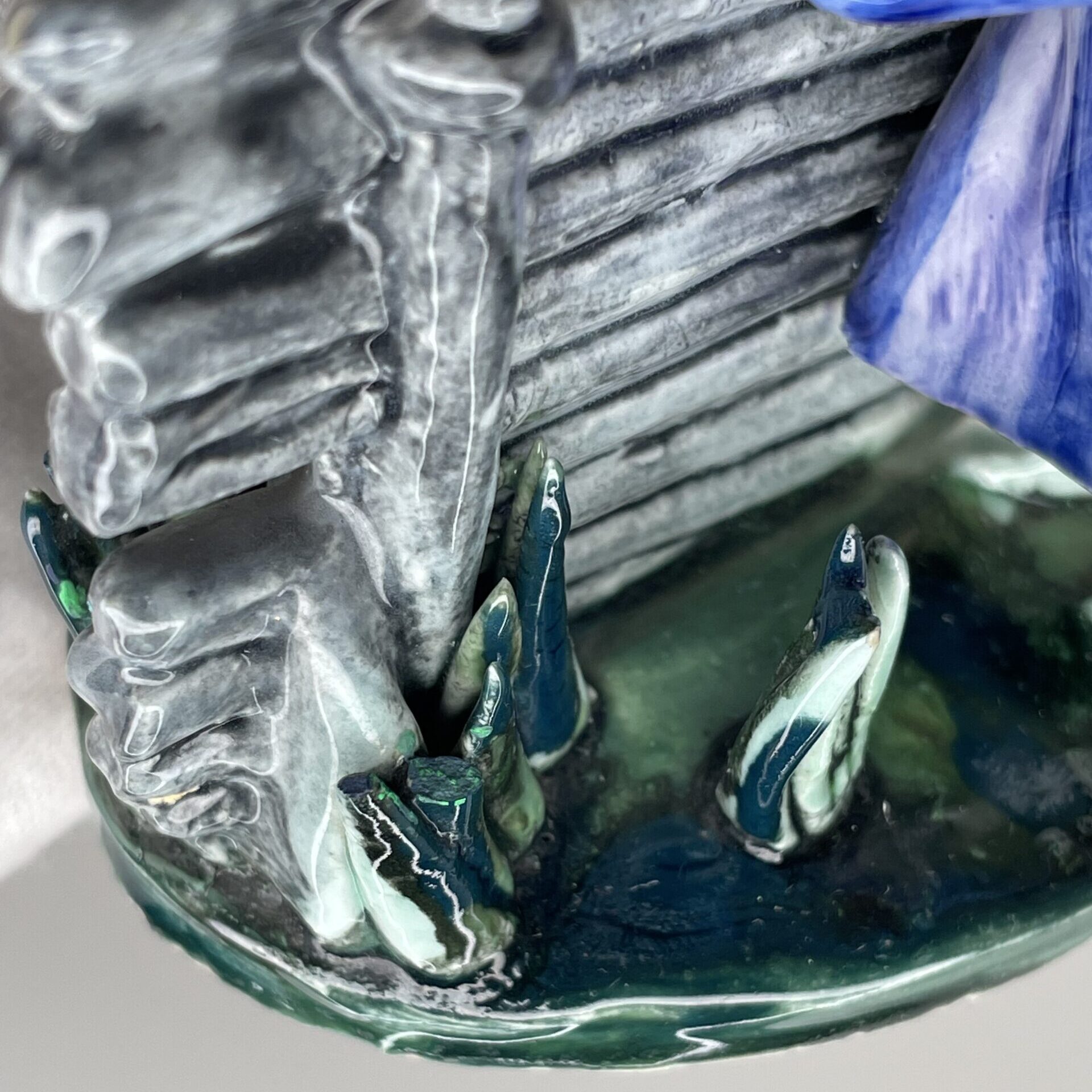 Aune Siimes | Arabia | Small art ceramic figurine | Signature - Image 17