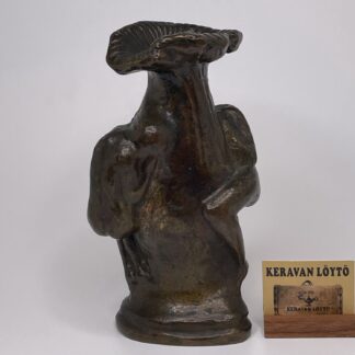 SOLD/MYYTY | Ville Vallgren | Bronze sculpture | Signature