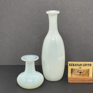 SOLD/MYYTY | Tapio Wirkkala | Iittala | 1950s 2 small art glass bottles 3801 and 3804 | Signature