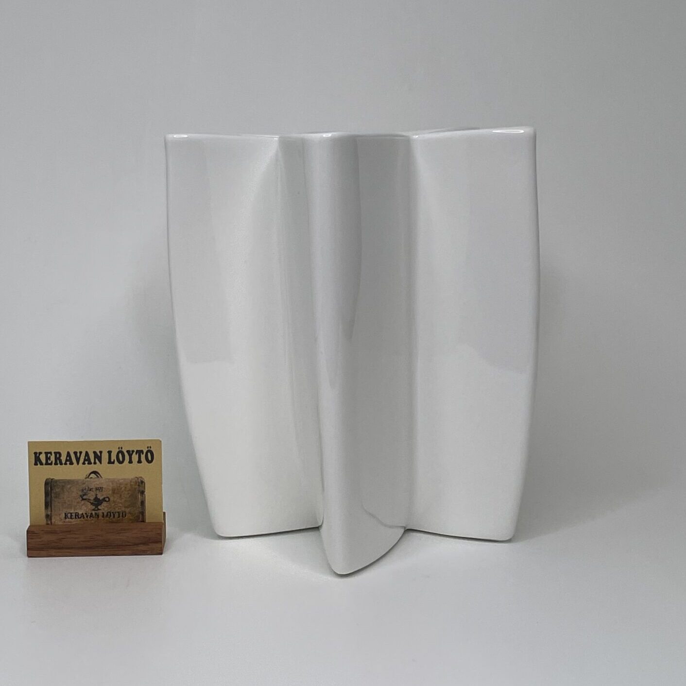 Heikki Orvola | Arabia Pro Arte | Carambola - art ceramics | Signature - Image 4