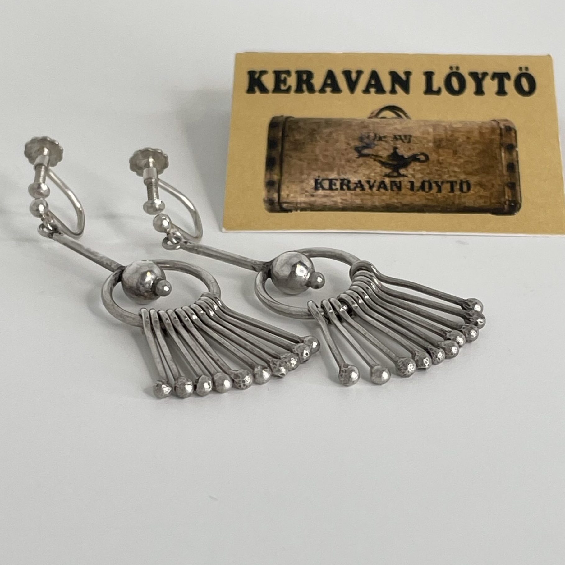 SOLD/MYYTY | Kaija Aarikka | Aarikka | Ilakoiva - 1960s silver 916 screw-back clip-on earrings