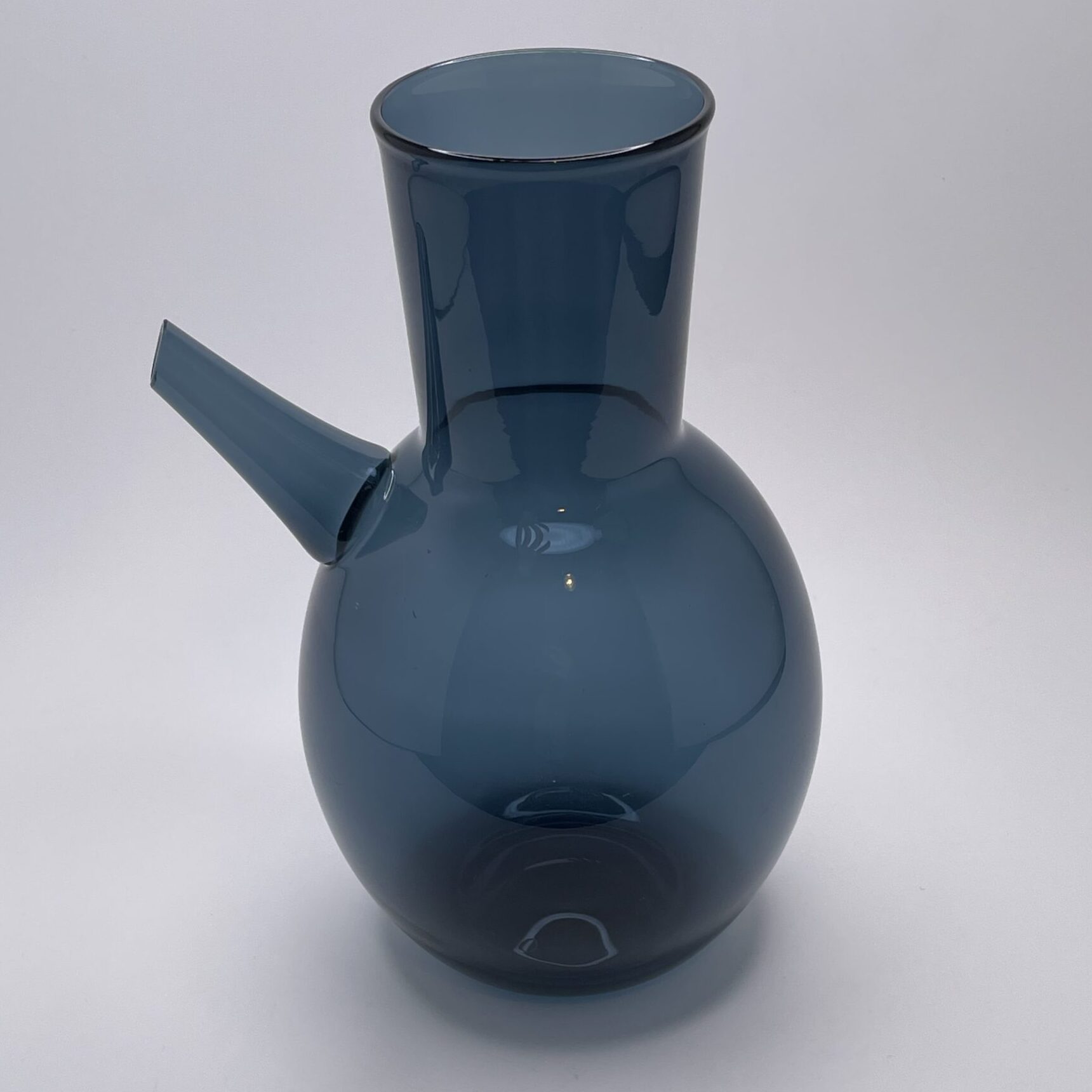 Timo Sarpaneva | Iittala | 1960s Decanter i-406 and 6 shot glasses i-103 - Image 4