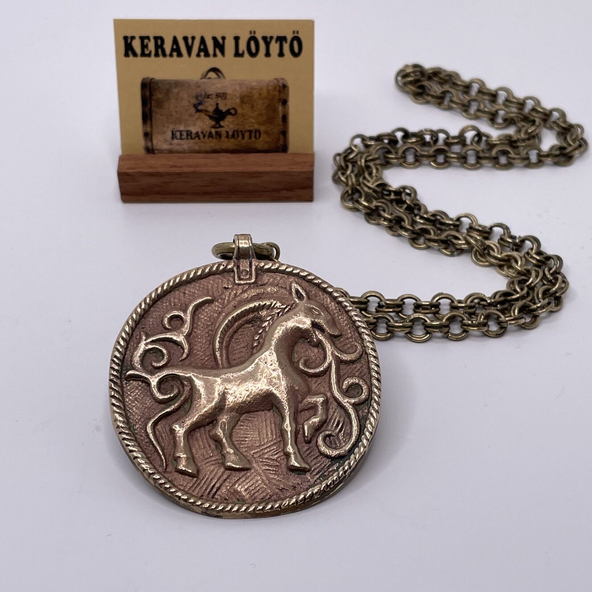 Kalevala Koru | Skyyttiläinen kauris 'Scythian ibex' – bronze necklace in an original box