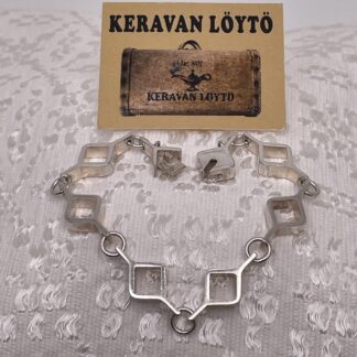 Jorma Laine | Kultateollisuus | Ruutu - silver 813H bracelet -68