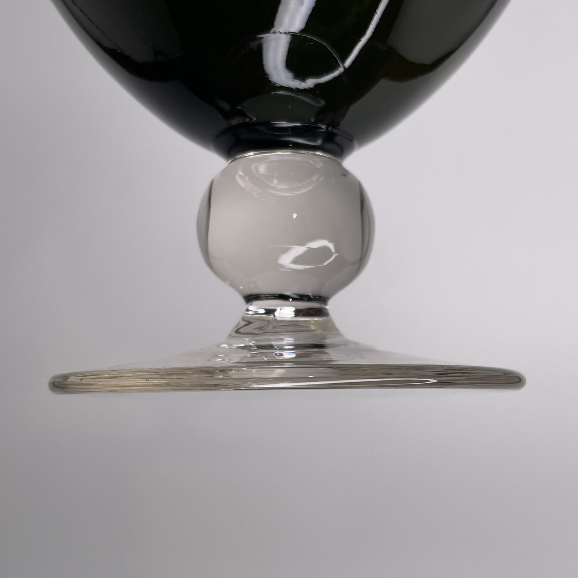SOLD/MYYTY | Greta-Lisa Jäderholm-Snellman | 1950s vintage art glass table lamp | Signature - Image 7