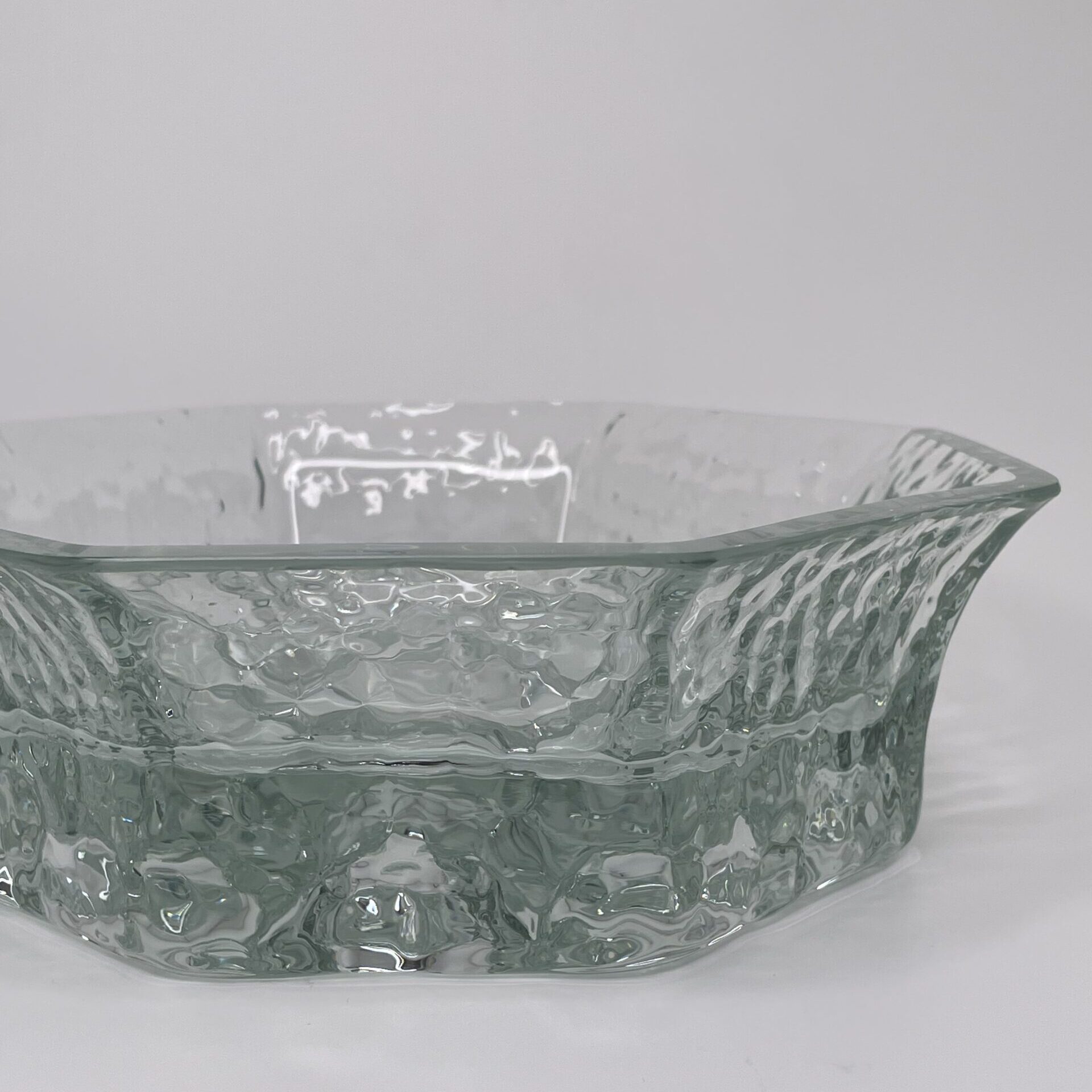 Nanny Still | Riihimäen Lasi | Florentina - art glass bowl - Image 4