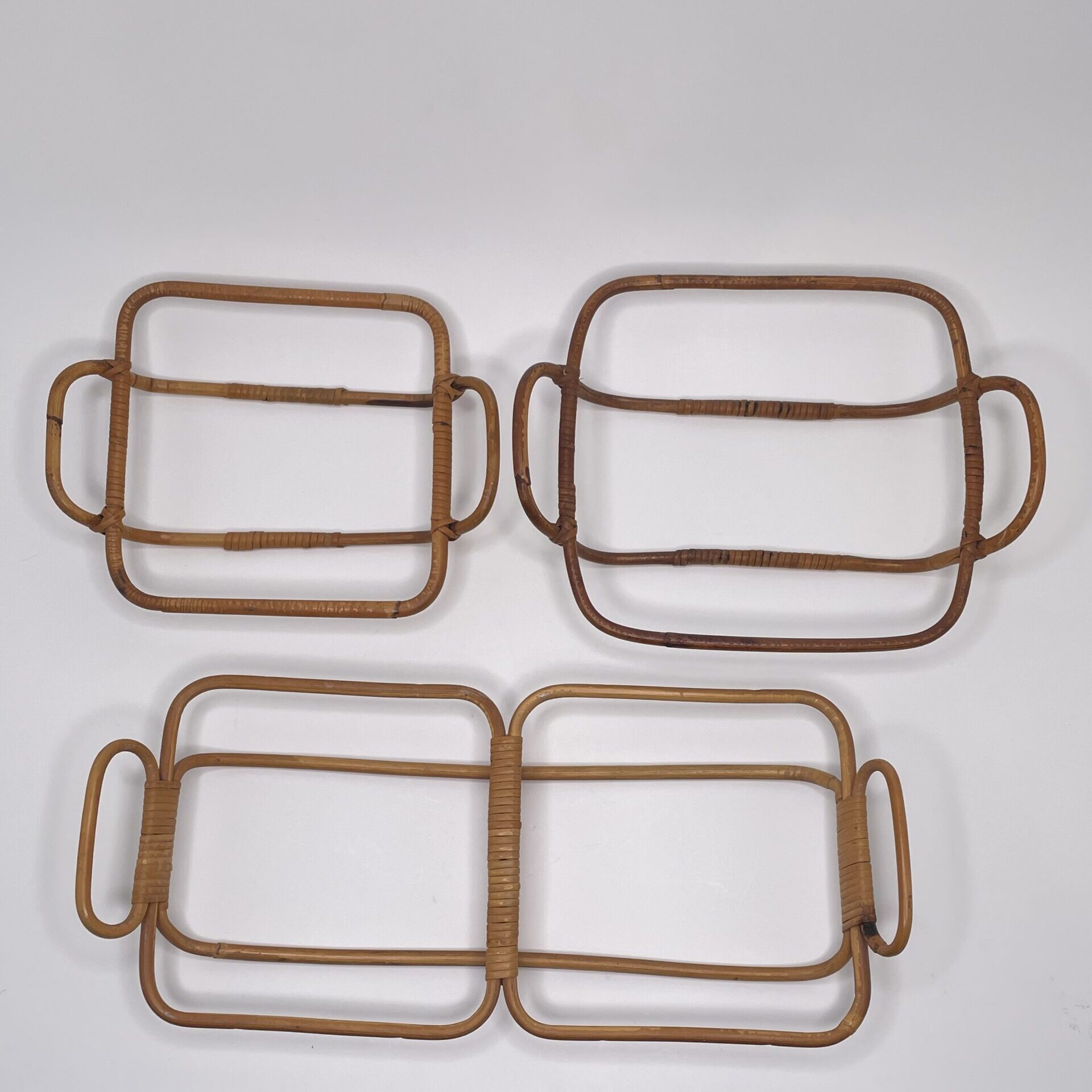 Kaj Franck | Arabia | Kilta/Teema - The set of four ceramic bowls with rattan handles - Image 13