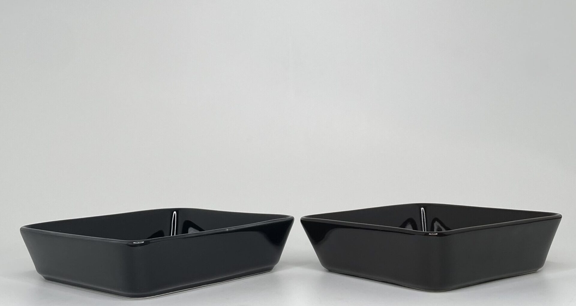 Kaj Franck | Arabia | Kilta/Teema - The set of four ceramic bowls with rattan handles - Image 10