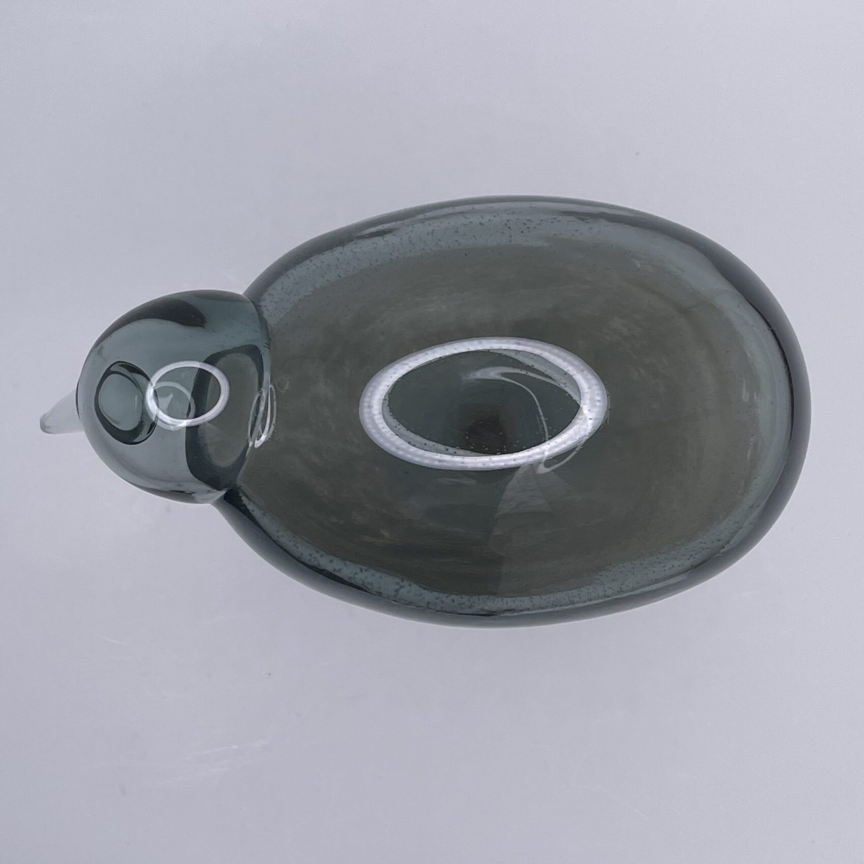 Oiva Toikka | Nuutajärvi | Kalliokiwi - glass bird | Signature | Numbered 1002/5000 - Image 7